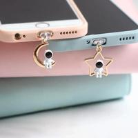 Astronaut Star & Moon Data Cable Earphone Dust Plug for Summer, Cellphone Pendant, Charger Port Dust Plug, Decorative Smartph...