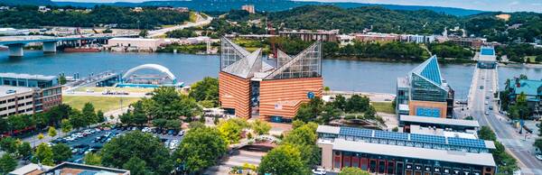 Downtown Chattanooga: Adventure and History in the Scenic City