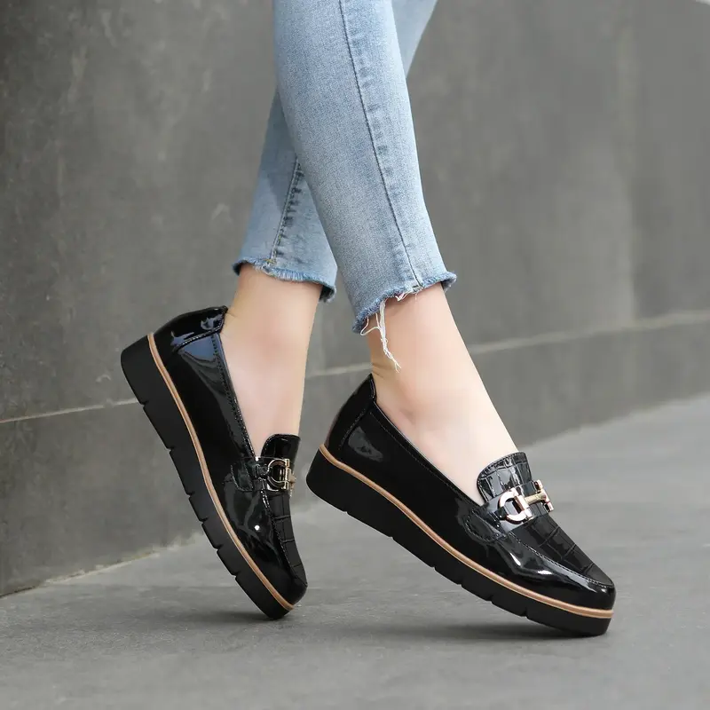 2025 Women‘s Fashion Retro Loafers, Mom Shoes, One-Piece Loafers, PU Leather Soft Shoes, Non-sore-Foot-Friendly, Fashionabl...