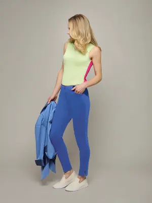 CHRISTAE | Slim-Fit Stretch Pant | Size: Regatta / S