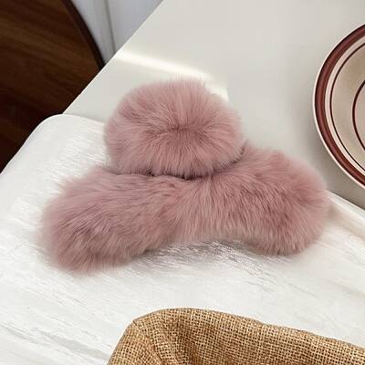 Plush Claw Hair Clips