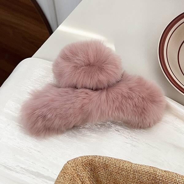 Plush Claw Hair Clips