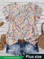 【plus Size】 Floral Print Top, Casual Round Neck Top for Daily Wear, Women's Plus Clothing for All Seasons, Blouse, Soft T...