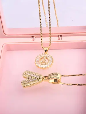Letter Design Pendant Necklace & Hair Clip, with Gift Box, Fashion Jewelry for Party, Daily Decor, Trendy All-match & Exquisi...