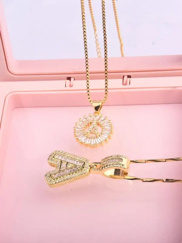 Letter Design Pendant Necklace & Hair Clip, with Gift Box, Fashion Jewelry for Party, Daily Decor, Trendy All-match & Exquisi...