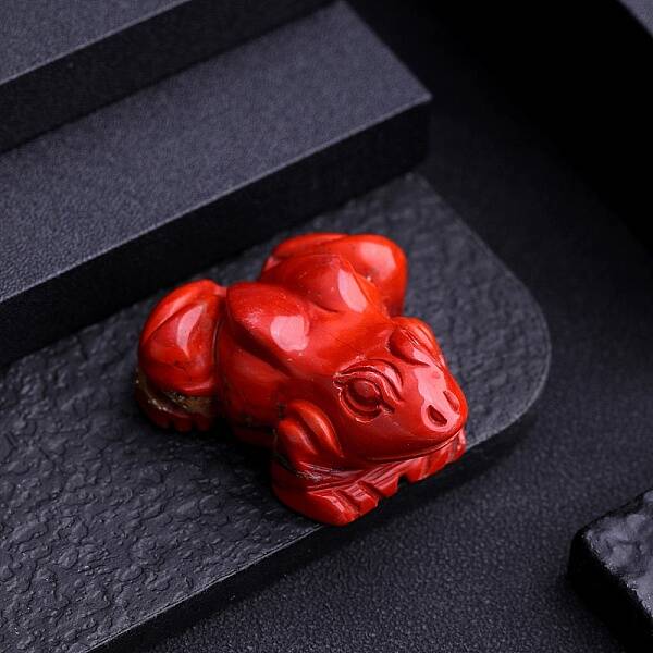 Natural Red Jasper Frog Display Decorations