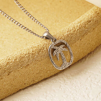 Non-Tarnish Stylish Stainless Steel Coconut Tree Pendant Necklaces for Women's Daily Wear