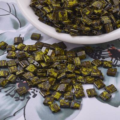 MIYUKI TILA Beads
