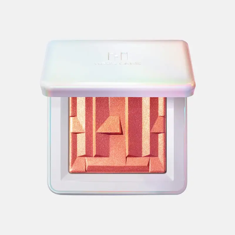 BIO-RADIANT GEL-POWDER HIGHLIGHTER FOR NON-GLITTERY GLOWY MAKEUP