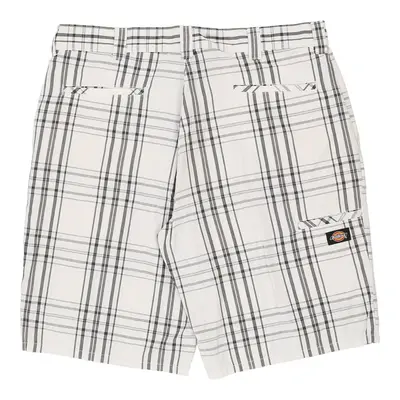 Dickies Checked Shorts - 35W 11L White Polyester Blend