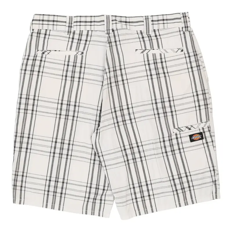 Dickies Checked Shorts - 35W 11L White Polyester Blend