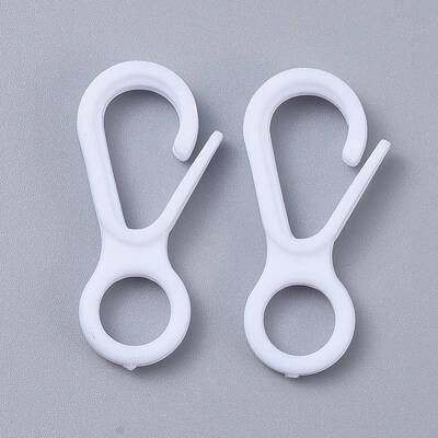 Plastic Lobster CLaw Clasps