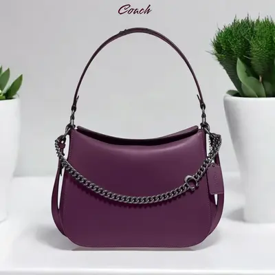 Pre-owned COACH Leather Crossbody Bags Signature Chain Hobo