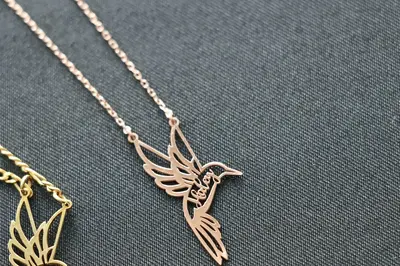 Minimalist Custom Hummingbird Name Necklace, Personalized Bird Jewelry, Meaningful Gift