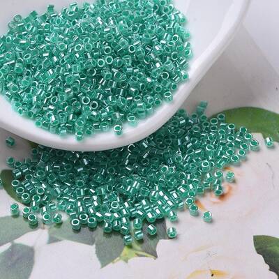 MIYUKI Delica Beads