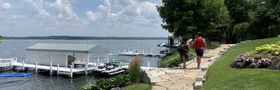 Geneva Lake Shore Path Audio Guide: 21 miles of stories