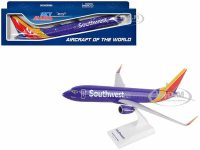 Boeing 737-800 Commercial Aircraft Southwest Airlines - Heart One (N8642E) Blue with Striped Tail (Snap-Fit) 1/130 Plastic Mo...