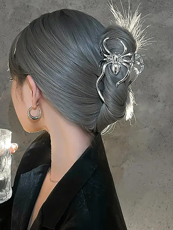 Women's Punk Style Spider Design Hair Claw Clip for Women, Easy Grasping Goth Themed Hair Claw Clip, Fashion Clean Girl Aesth...