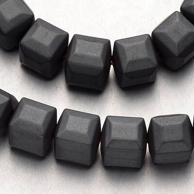 Non-magnetic Synthetic Hematite Bead Strands