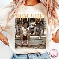 Black Woman Retro 90’s Mom Vibes t shirt, Sitcom moms, Funny Mom, Mom Life, Mother's Day Gift, Cool Mom Gifts,  Thug Life