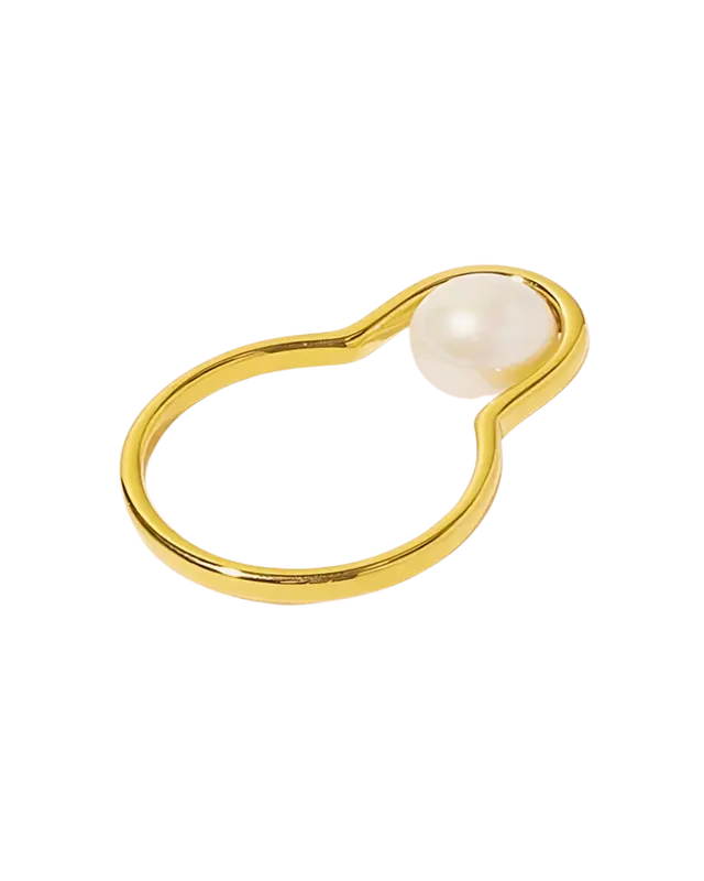 18K Pearl Ring - Bring Excitement