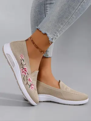 Women's Fashionable Floral Embroidery Slip-on Low Top Sneakers, 2024 New Style Summer Casual Comfortable Breathable Lightweig...