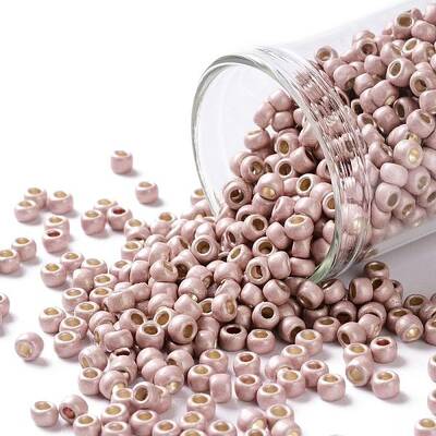 TOHO Round Seed Beads