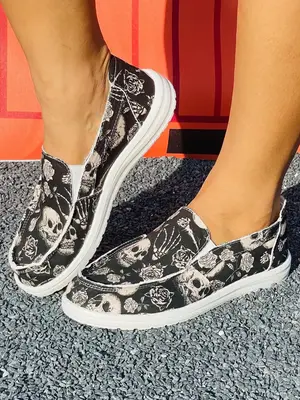 Women's Fashionable Skull & Rose Print Lace Up Low Top Design Sneakers, Casual Comfortable Breathable Sports Shoes, Female Al...