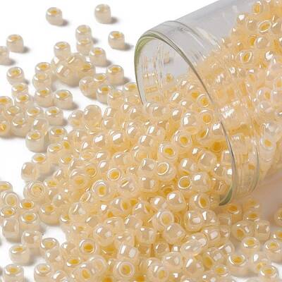TOHO Round Seed Beads