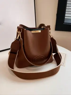 Women's Elegant PU Leather Bucket Bag, Fashionable Vintage Classic Texture Shoulder Bag with Wide Strap, Casual Versatile Cro...