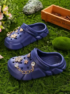 Girl's Fashionable Flower Decorated Clogs, Casual Breathable Waterproof EVA Garden Shoes for Beach, Comfortable Shoes for Dai...