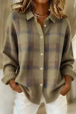 Anna Cardigan en Tricot Doux à Carreaux