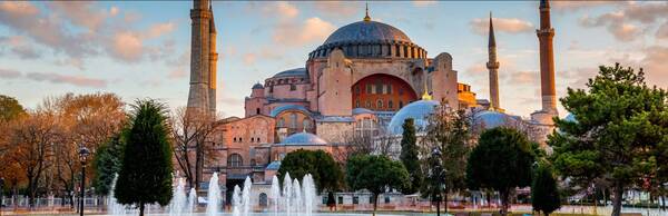 Istanbul Through Time: Stories of Byzantines and Ottomans in the Old Town