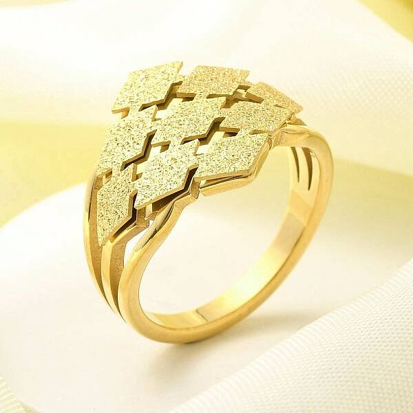 Textured Rhombus 304 Stainless Steel Finger Ring for Women