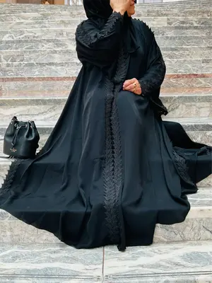 Alina Abaya - Black