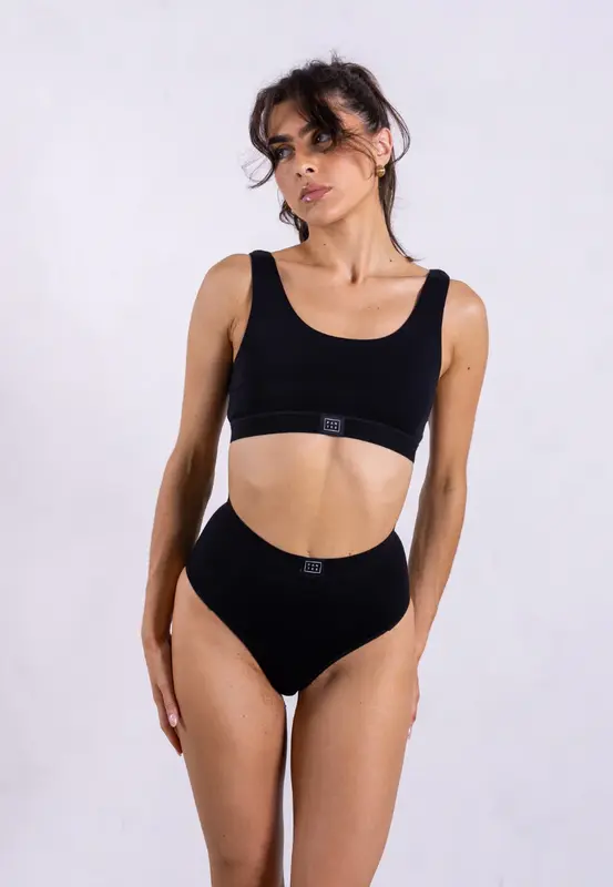 The Crop, Black | Size: M
