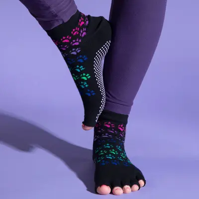 Women's Yoga Grip Toe Socks - Dragonfly Vines
