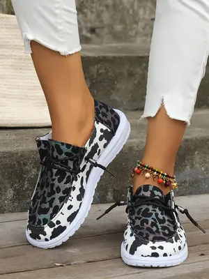 Summer Leopard Print Lace Up Canvas Sneakers, Casual Comfortable Breathable Round Toe Sports Shoes, Fashionable Shoes For Dai...