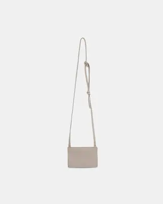 BO Micro – SAND | Color: Black