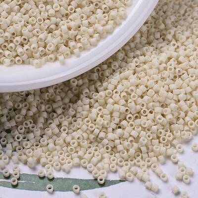 MIYUKI Delica Beads