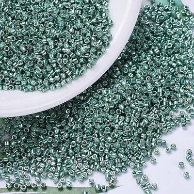 MIYUKI Delica Beads