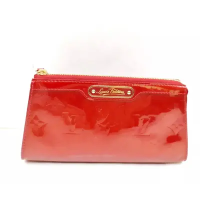 Pre-owned Louis Vuitton Vernis clutches & wristlets LV Cosmetic Pouch Bag Red 1286278