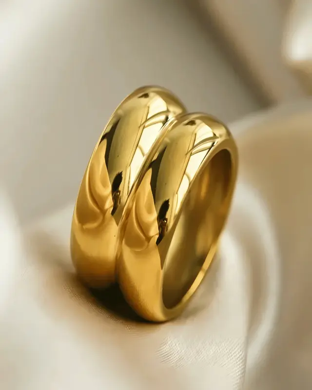18K Gold Band Ring - MASON CHUNKY CHAIN™ - Cutout