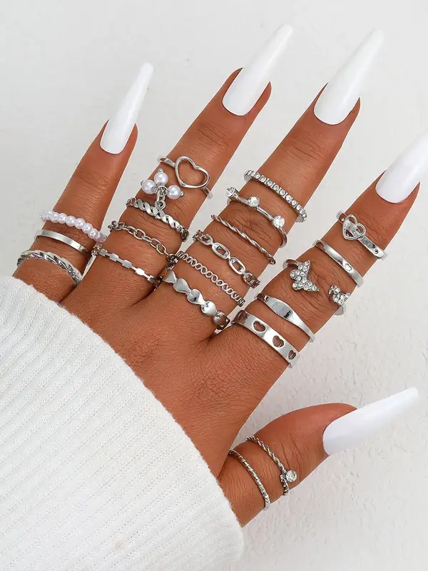 20pcs/Set Rhinestone Butterfly & Heart Decorated Ring Set, Faux Pearl Decor Jewelry For Girl, Simple Casual Ladies Birthday J...