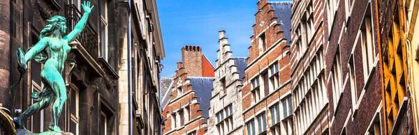 Hidden Antwerp Walking Tour: Half a Century of History, Art and Fashion