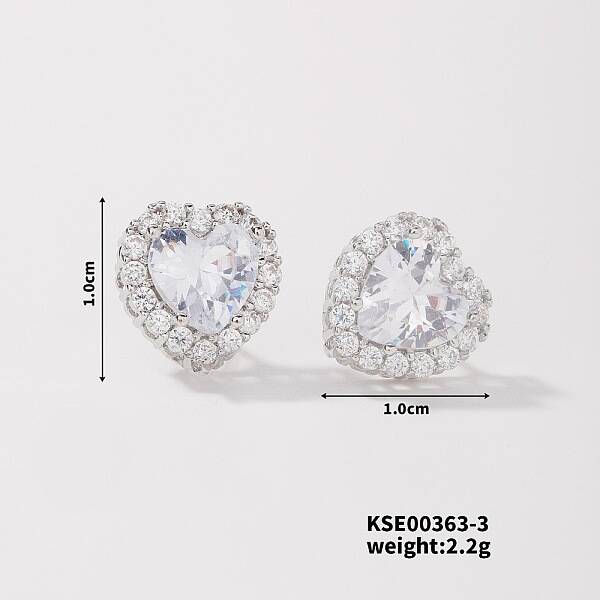 Chic Heart-shaped Stud Earrings with Delicate Diamonds