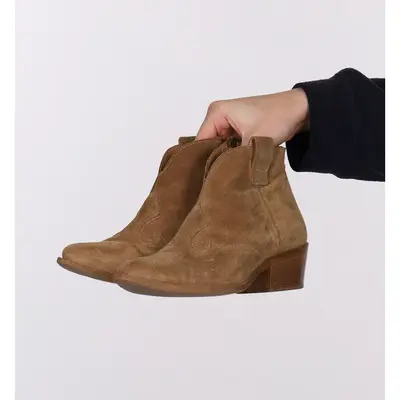 Unbranded Boots - UK 3 Brown Suede
