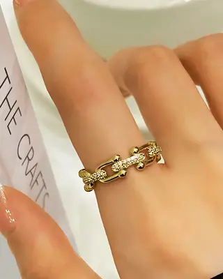 18K Gold Diamond Open Ring