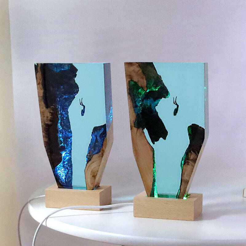 Desktop Lamp Marine Cave Diver Creative Art Wood Resin Night Light Gift Home Decor