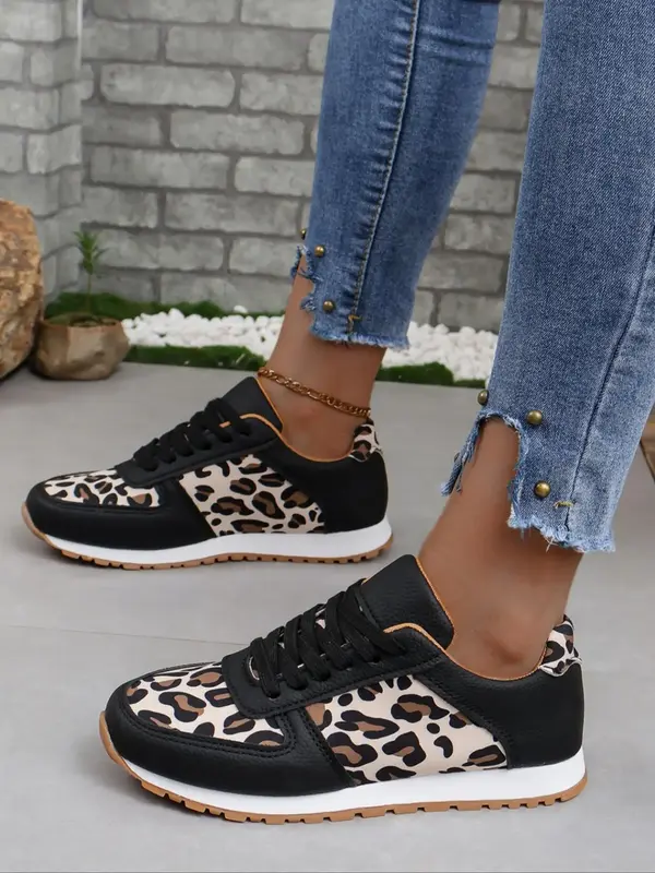 Fashion Leopard Pattern Lace Up Low Top Sneakers, Casual Comfortable Sports Running Shoes, Retro All-match Round Toe Sneakers...